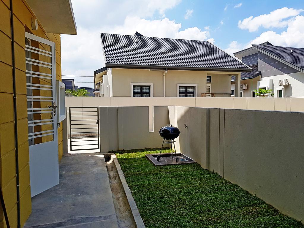 Selendang In Krubong Near Std Hang Jebat, Mitc & Utem Malacca Rom bilde